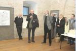 Zahájení výstavy, hovoří Ing. arch J. Pleskot, za ním emeritní starosta M. Brýdl a vedle Ing. arch. I. Koukol