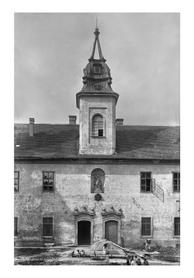 Přestavba gymnázia na muzeum. 1926.